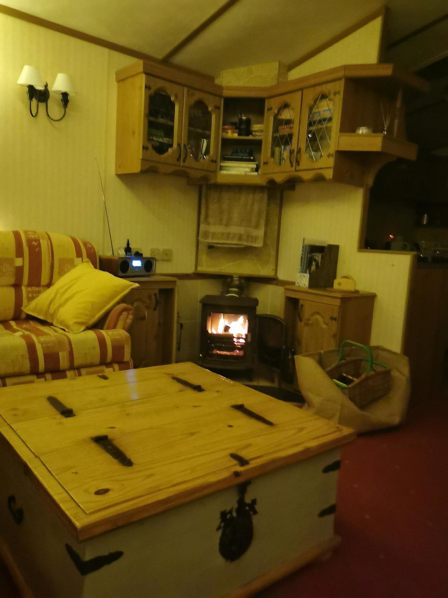 Doughery Den The Dark Hedges Hideaway Armoy Exterior photo